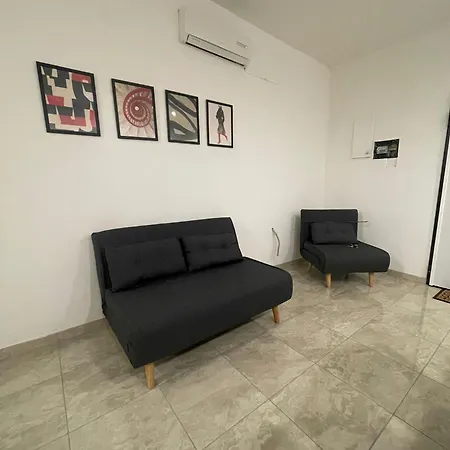 Apartment 71