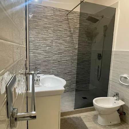 71 Apartment *